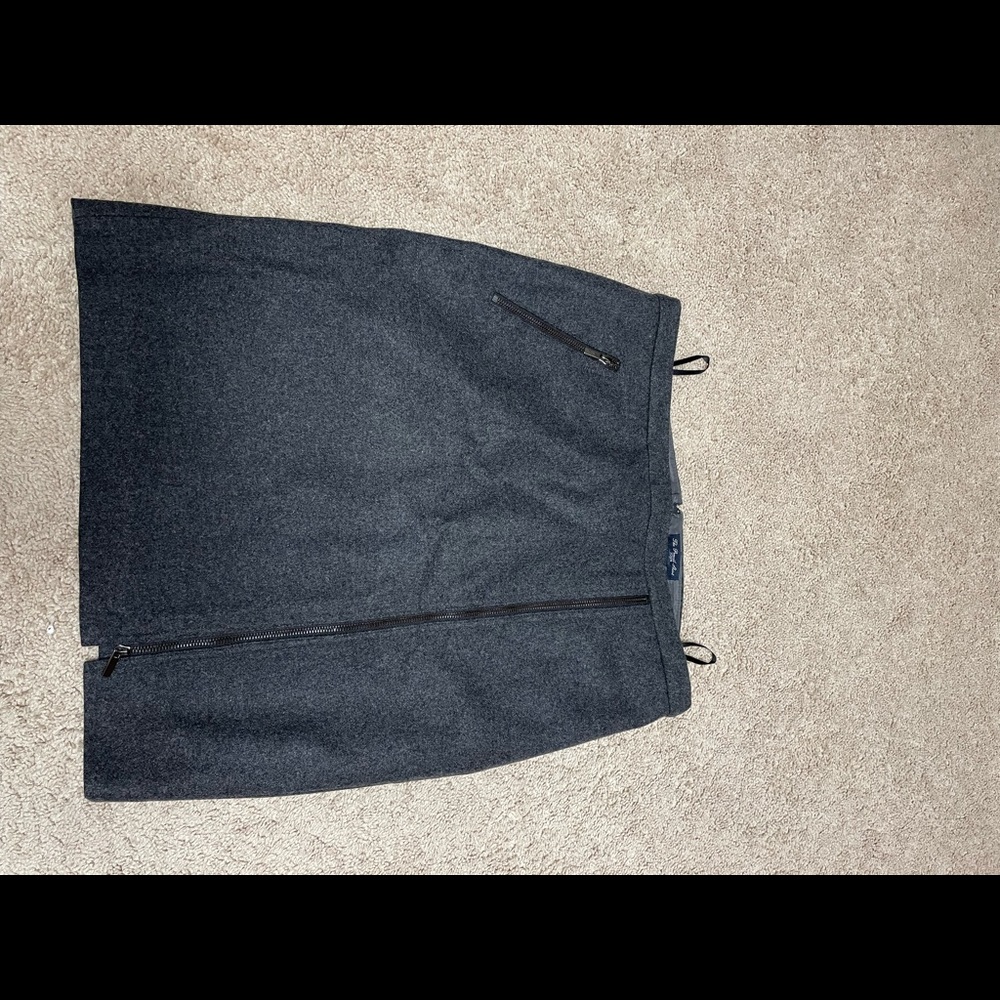 J. Crew Pencil Skirt Dark Grey Wool size 14 zipper detail